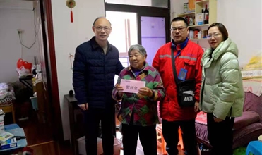暖心--尊龙官网登录人生就是博登录集团开展新春“送温暖”慰问活动